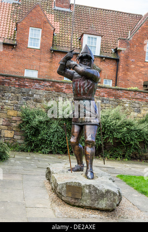 Sir Henry Percy statua, (c1364-1403), Alnwick, Northumberland, England, Regno Unito, GB. Foto Stock