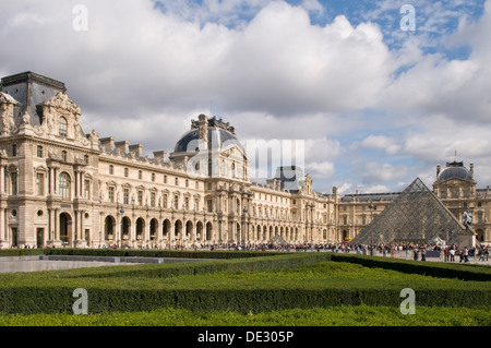 Palais du Louvre, Parigi, Francia Foto Stock