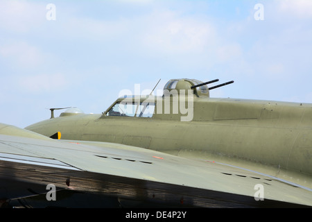 Torretta superiore di un boeing B-17 Flying Fortress WW2 BOMBER Foto Stock