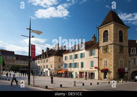 Lons-le-saunier town hall square, giura di Francia Foto Stock