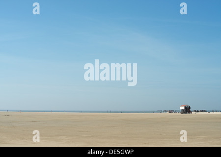 Palafitte sulla spiaggia di F. BUHL Foto Stock