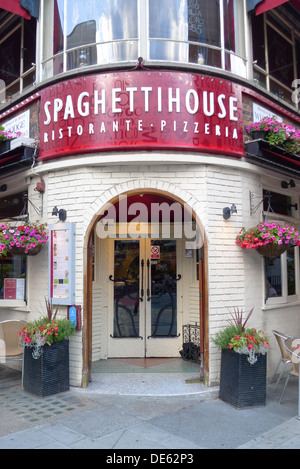 Spaghetti House Restaurant Goodge Street a Fitzrovia, Londra, Regno Unito. Foto Stock