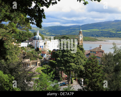 Portmeirion, vicino a Porthmadog, Gwynedd, il Galles del Nord Foto Stock