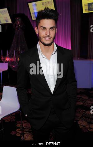 Berlino, Germania. Xii Sep, 2013. Baptiste Giabiconi durante il dreamball a Berlino. Credito: dpa picture alliance/Alamy Live News Foto Stock