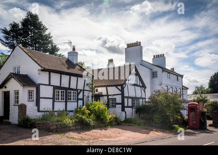 Burton un villaggio sulla Penisola di Wirral. Foto Stock