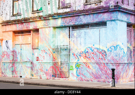 Isola di pesce , Hackney Wick , graffiti street arte urbana murale , dipinto su pub , il Signore Napier , Bianco Post Lane chiuso 1995 Foto Stock