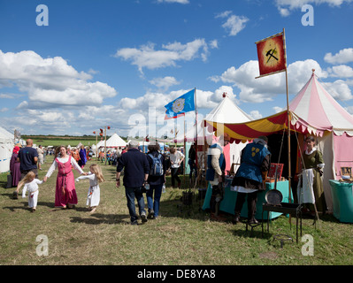 La guerra dei Roses Federation seguaci nella battaglia di Bosworth rievocazione Hinckley Leicestershire Inghilterra GB UK EU Europe Foto Stock