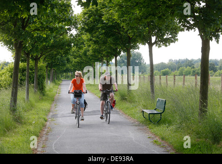 Luenen, Germania, ciclo lungo la Seseke Foto Stock