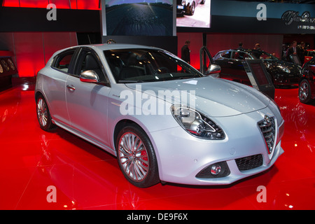 Francoforte, Germania - 11 settembre: Frankfurt International Motor Show (IAA) 2013. Alfa Romeo Giulietta anno modello 2014 Foto Stock