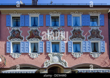 Garmisch-Partenkirchen, Distretto di Partenkirchen, Ludwigsstrasse, Ludwig Street, Werdenfels, Baviera, Baviera, Germania Foto Stock