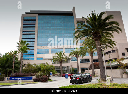 Una vista del Bill & Luisa Rossi al lordo delle donne al Pavilion Hoag Memorial Hospital Presbyterian in Newport Beach in California Foto Stock