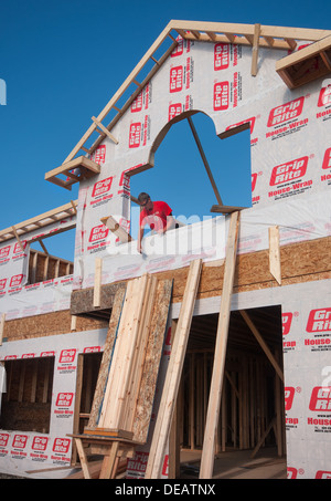 Il nuovo telaio di casa con umidità coperchio carta Foto Stock