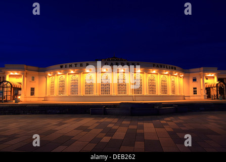 Giardini d'inverno edificio, Weston Super Mare, Canale di Bristol, Contea di Somerset, Inghilterra, Regno Unito Foto Stock