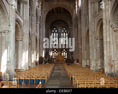 La navata Romsey Abbey Inghilterra Hampshire REGNO UNITO Foto Stock