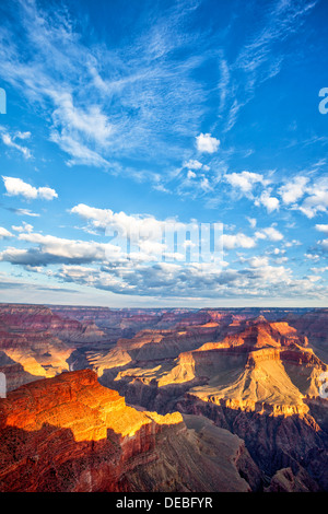 Vista del Grand Canyon e il cielo di sunrise Foto Stock