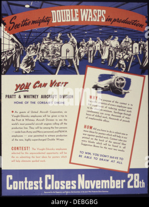 L'immagine mostra la produzione del possente Double Wasps, un tipo di motore utilizzato negli aerei militari. Questi motori erano noti per la loro potenza ed efficienza durante la seconda guerra mondiale, giocando un ruolo significativo nella storia dell'aviazione. Foto Stock