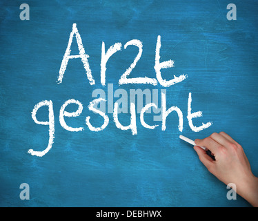 La scrittura a mano arzt gesucht Foto Stock