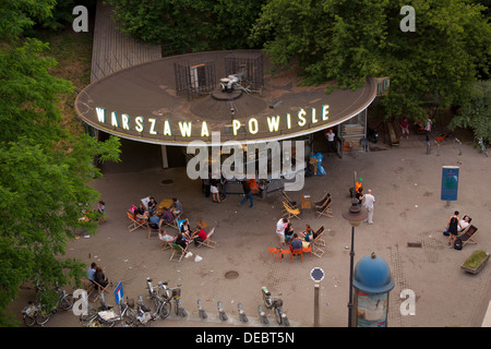 Varsavia, Polonia, guardare la street cafe Warszawa Powisle mattina Foto Stock