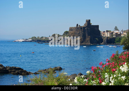 Aci Castello Castello, Aci Castello, Provincia di Catania, Sicilia, Italia Foto Stock