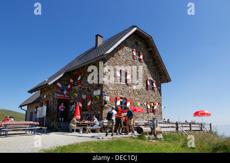 Wolfsberger Huette baita di montagna, di Wolfsberg, Carinzia, Austria Foto Stock