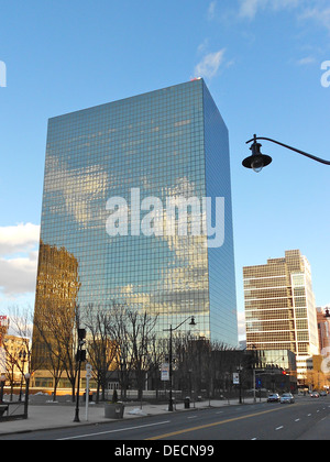 PSE&G (servizio pubblico Enterprise Gruppo) headquarters building a 80 Park Place (appena fuori Broad Street), in Newark, New Jersey. Foto Stock