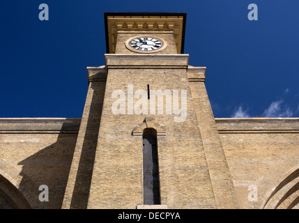 Ristrutturato esterno della stazione ferroviaria di King's Cross, Londra Foto Stock