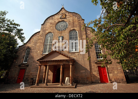 Canongate Kirk Chiesa Edinburgh Royal Mile, Scotland, Regno Unito esterno Foto Stock