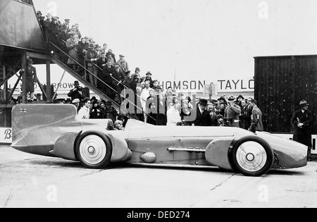 MALCOLM CAMPBELL (1885-1948) inglese racing automobilista in Blue Bird 1932 circa Foto Stock