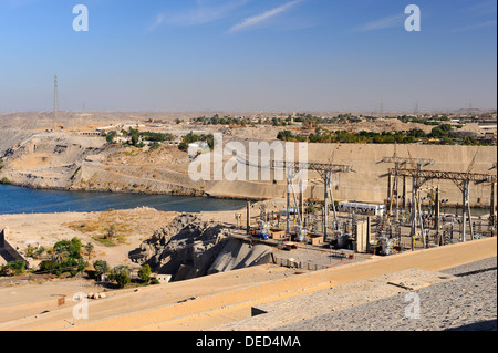 Centrale idroelettrica di alta diga - Aswan, Alto Egitto Foto Stock