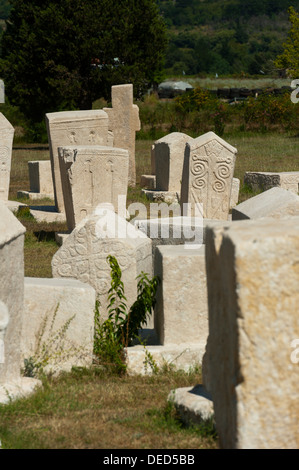 'Stecak' necropoli di Radimlja, situato nei pressi di Stolac, Bosnia e Erzegovina, l'Europa. Foto Stock