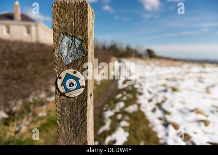 Monarch modo signpost, vicino a West Dean, Chichester, West Sussex, Regno Unito Foto Stock