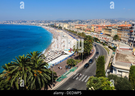 Baie des Anges e la passeggiata lungomare Anglais, Nice, Alpes-Maritimes, Provenza, Cote d'Azur, Costa Azzurra, Francia, Europa Foto Stock