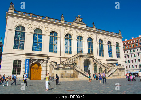 Verkehrsmuseum museo dei trasporti in Johanneum am Neumarkt edificio Altstadt la città vecchia città di Dresda Germania Europa centrale Foto Stock