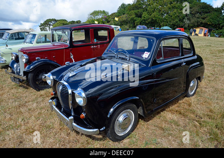 Austin A35 - un classico piccolo British automobile berlina degli anni cinquanta in mostra al classico auto rally in Dorset, Inghilterra. Foto Stock