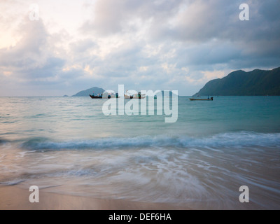 Una vista incredibile di un Hai sulla spiaggia Con Son Isola, uno dei Con Dao le isole al largo della costa meridionale della Vietnam. Foto Stock