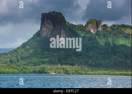 Sokehs Rock, Pohnpei (Ponape), Stati Federati di Micronesia, Isole Caroline, Pacifico centrale e del Pacifico Foto Stock