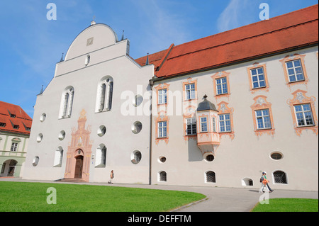 Benediktbeuern Abbey, un monastero benedettino, Benediktbeuern, Alta Baviera, Baviera, Germania Foto Stock