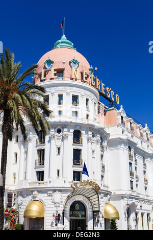 L'Hotel Negresco, Promenade des Anglais, Nizza, Alpes Maritimes, Provenza, Cote d'Azur, Costa Azzurra, Francia, Europa Foto Stock