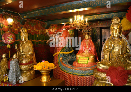 Santuario cinese al Wat Phanan Choeng, Thailandia, Sito Patrimonio Mondiale dell'UNESCO, Asia sud-orientale, Asia Foto Stock