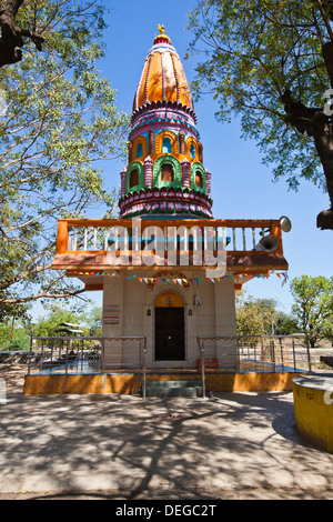 Facciata di un tempio, Narsi Namdev, Hingoli, Maharashtra, India Foto Stock