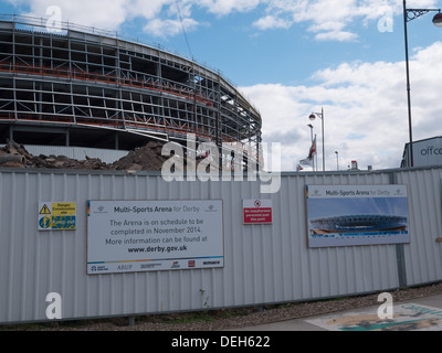 La costruzione del nuovo velodromo e multi sports venue a Derby, Derbyshire, Regno Unito, Gran Bretagna Foto Stock