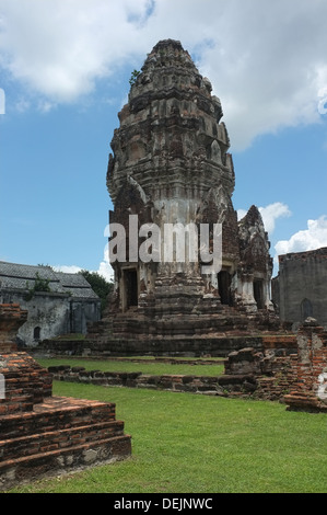 Il Wat Phra Si Mahathat, Lopburi Thailandia Foto Stock