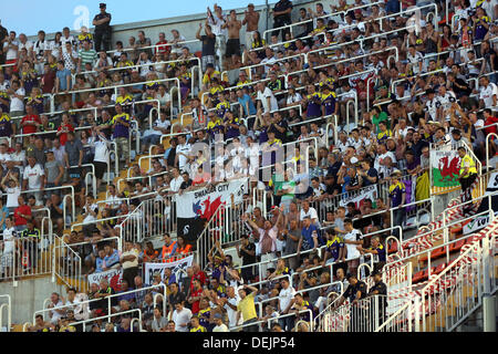 Valencia, Spagna. Giovedì 19 Settembre 2013 nell'immagine: Swansea sostenitori Re: UEFA Europa League contro il Valencia C.F v Swansea City FC, al Estadio Mestalla, Spagna, Credito: D Legakis/Alamy Live News Foto Stock