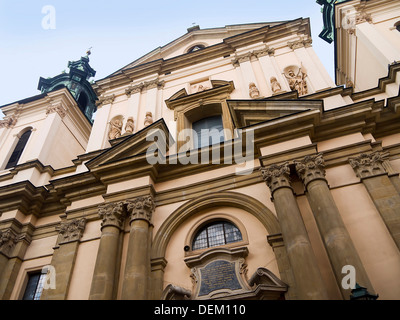 Sant'Anna La chiesa con la sua impressionante architettura a Cracovia Polonia Foto Stock