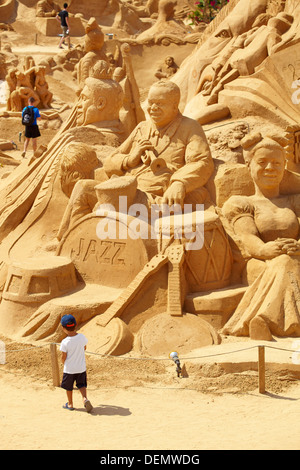 Le sculture di sabbia a 'Se Città 2013', pera, Algarve, PORTOGALLO Foto Stock
