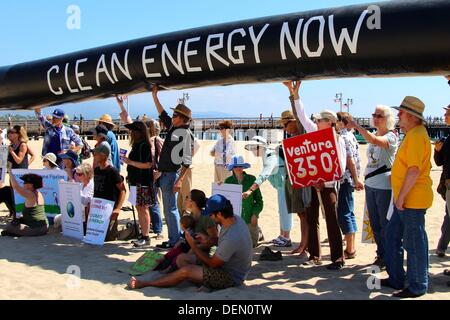 Energia pulita ora, Keystone Pipeline protesta a Santa Barbara, California USA Foto Stock