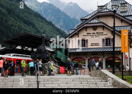 Montenvers stazione ferroviaria, Chamonix, sulle Alpi francesi Foto Stock
