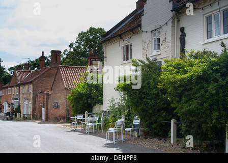 Vista di Heydon Earle bracci public house, Heydon Village, Norfolk, Foto Stock