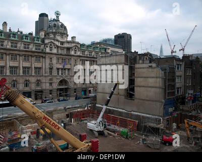 Londra, Regno Unito. Il 22 settembre, 2013. Crossrail apre Moorgate e Liverpool Street Station postazioni per aprire casa weekend domenica 22 settembre 2013. Crossrail, dovrebbe essere completato nel 2018, è un complesso di progetti di infrastrutture ferroviarie in modo prevalentemente nella zona centrale di Londra ed è diventato più grande di tutta Europa Progetto di costruzione. Credito: P.D. Amedzro/Alamy Live News Foto Stock