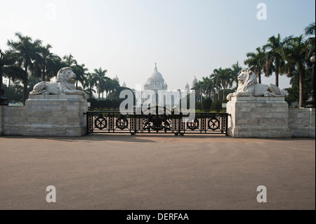 Cancello di ingresso di un memoriale, Victoria Memorial, Calcutta, West Bengal, India Foto Stock